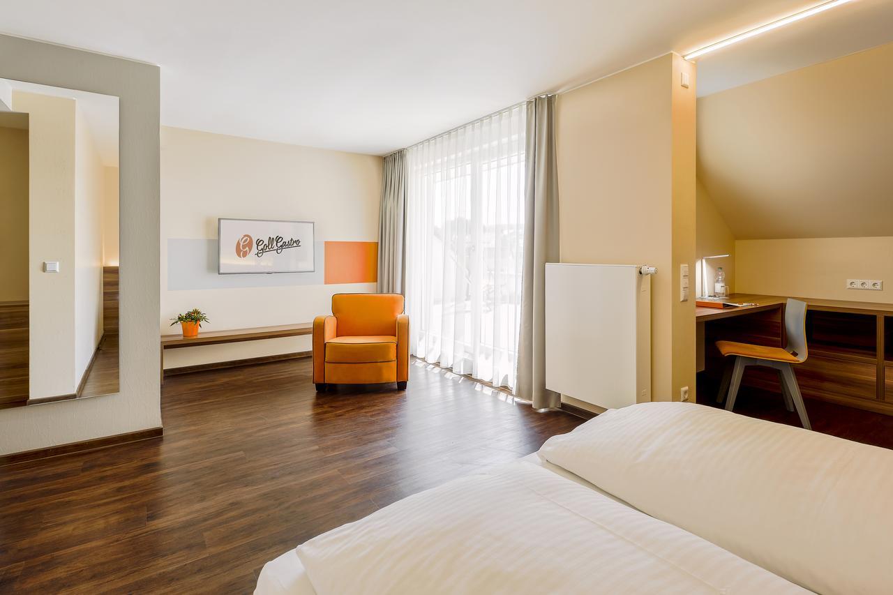 Hotel Goll Pforzheim-Niefern Exteriör bild