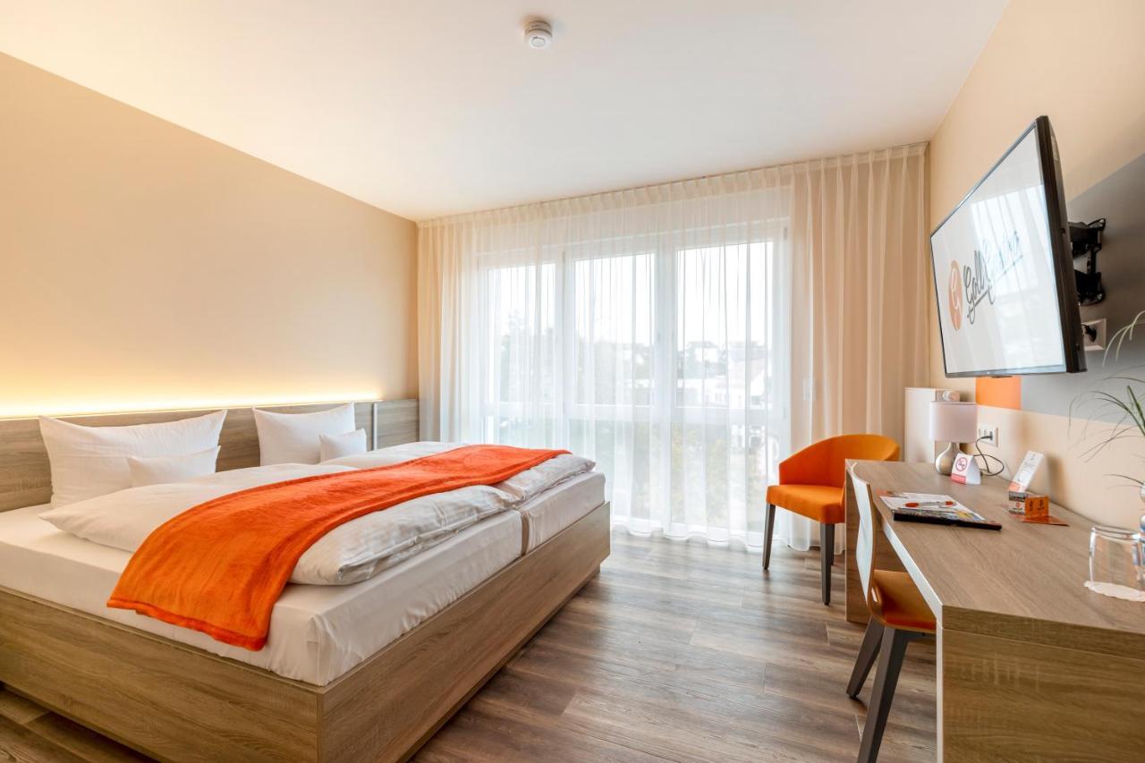 Hotel Goll Pforzheim-Niefern Exteriör bild