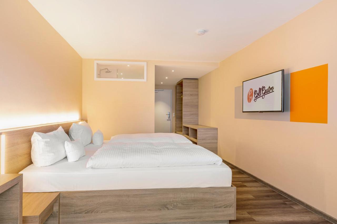 Hotel Goll Pforzheim-Niefern Exteriör bild